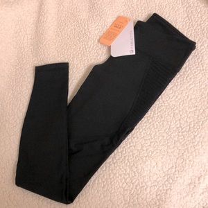 Fabletics Salar Statement Powerhold Legging